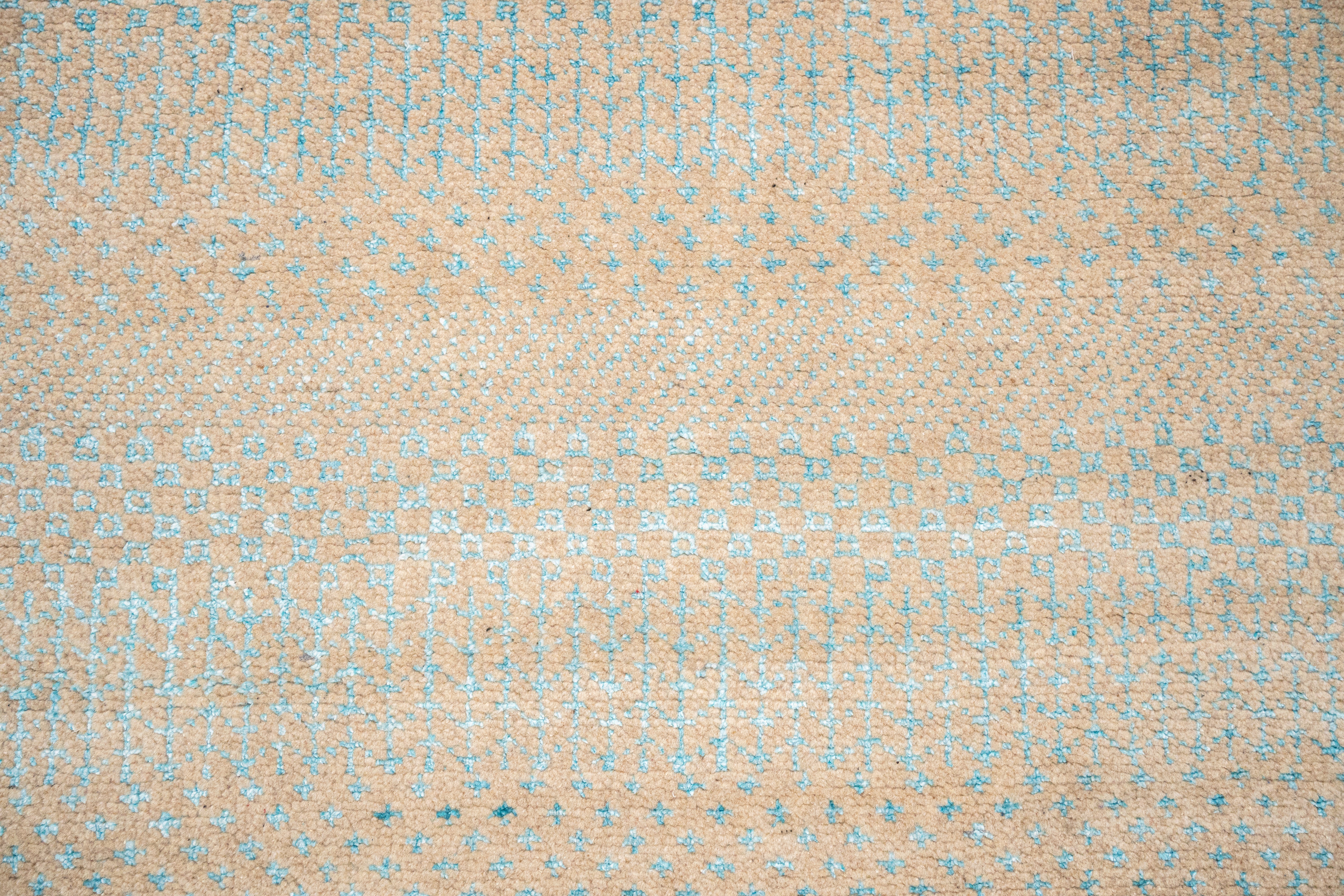 Handknotted Carpet, DIA- 1301 MCN, Ivory & Aqua